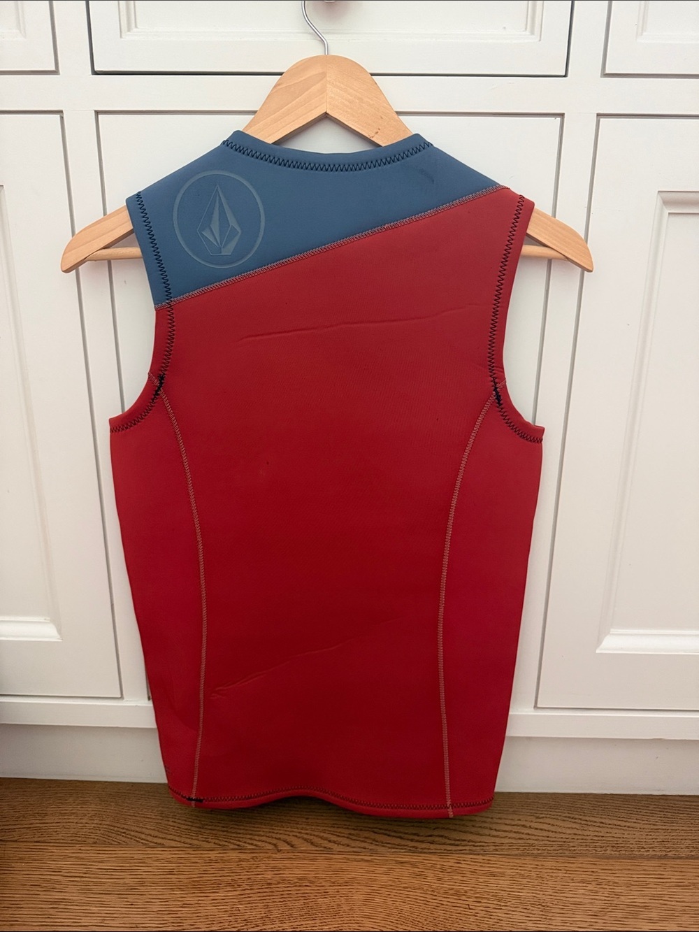 Volcom Standard Vesticle Wetsuit Rash Guard Small - Picture 3 of 8